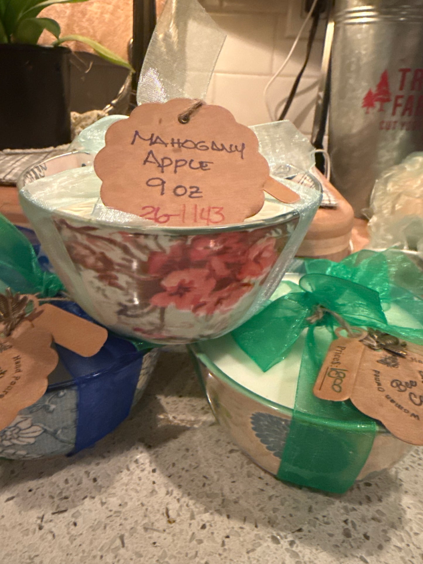 Mahogany Apple Spring Bowl Candle (9oz)