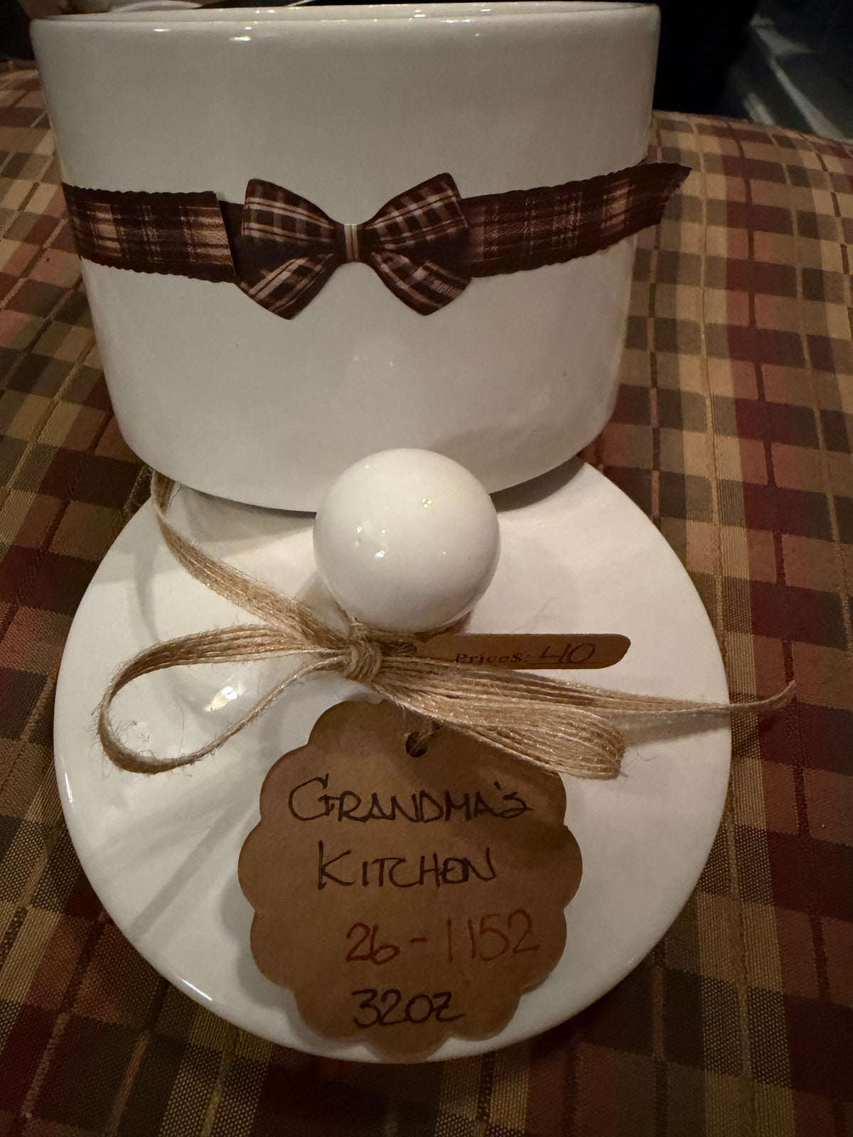 Grandmas Kitchen White Crock Candle 32oz