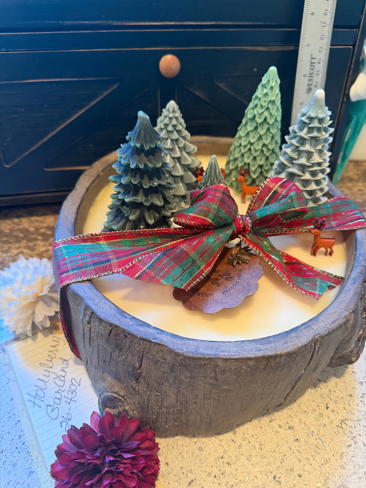 Hollyberry Garland Cement Log Style Candle