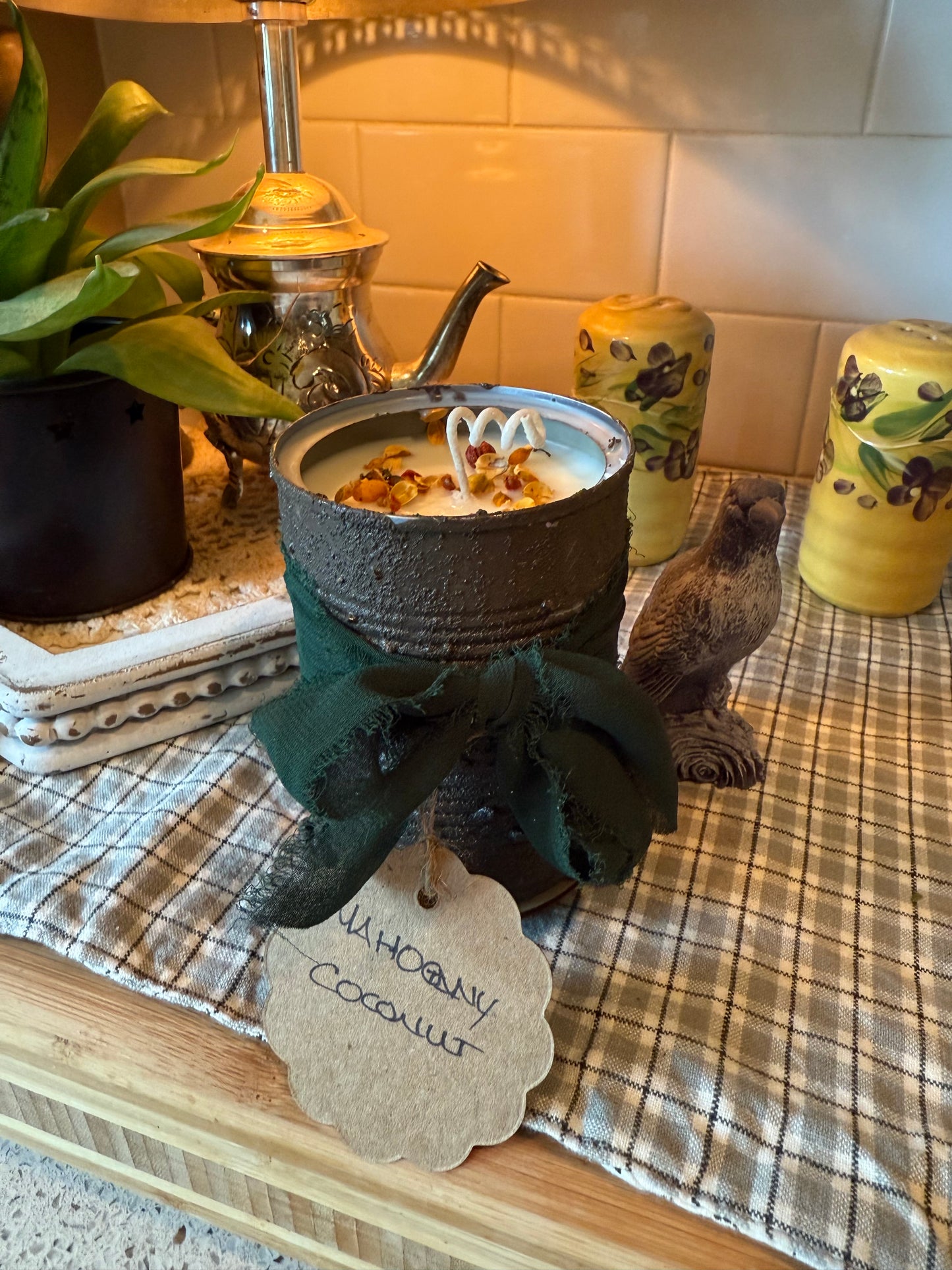 Mahogany Coconut CANdle Green 12oz