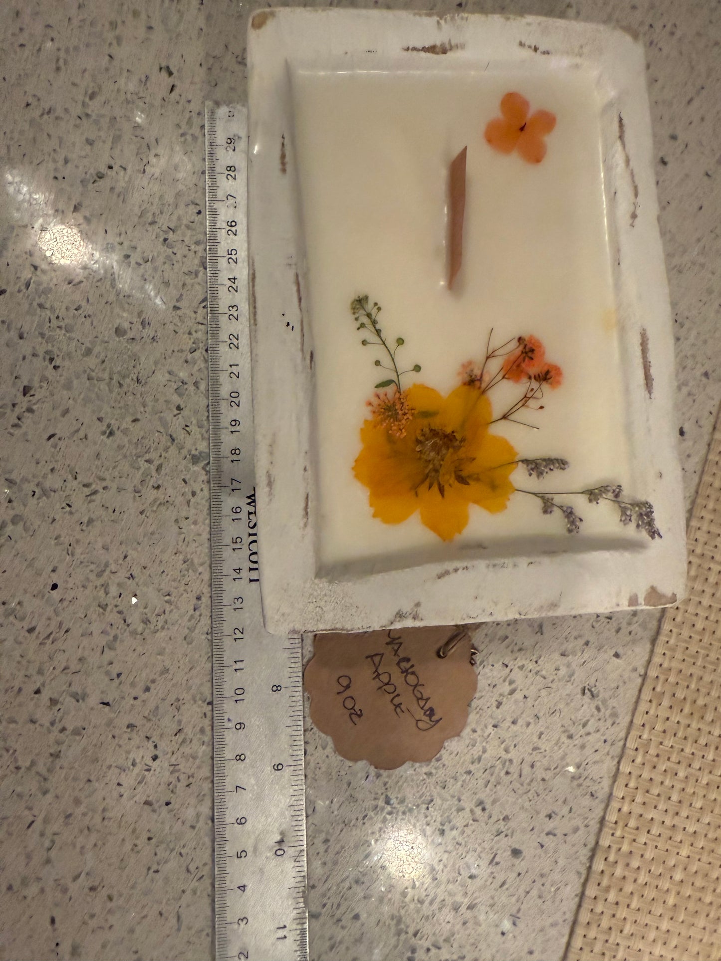 Mahogany Apple Whitewashed 9oz Rectangular Wood Bowl Candle (large yellow flower)
