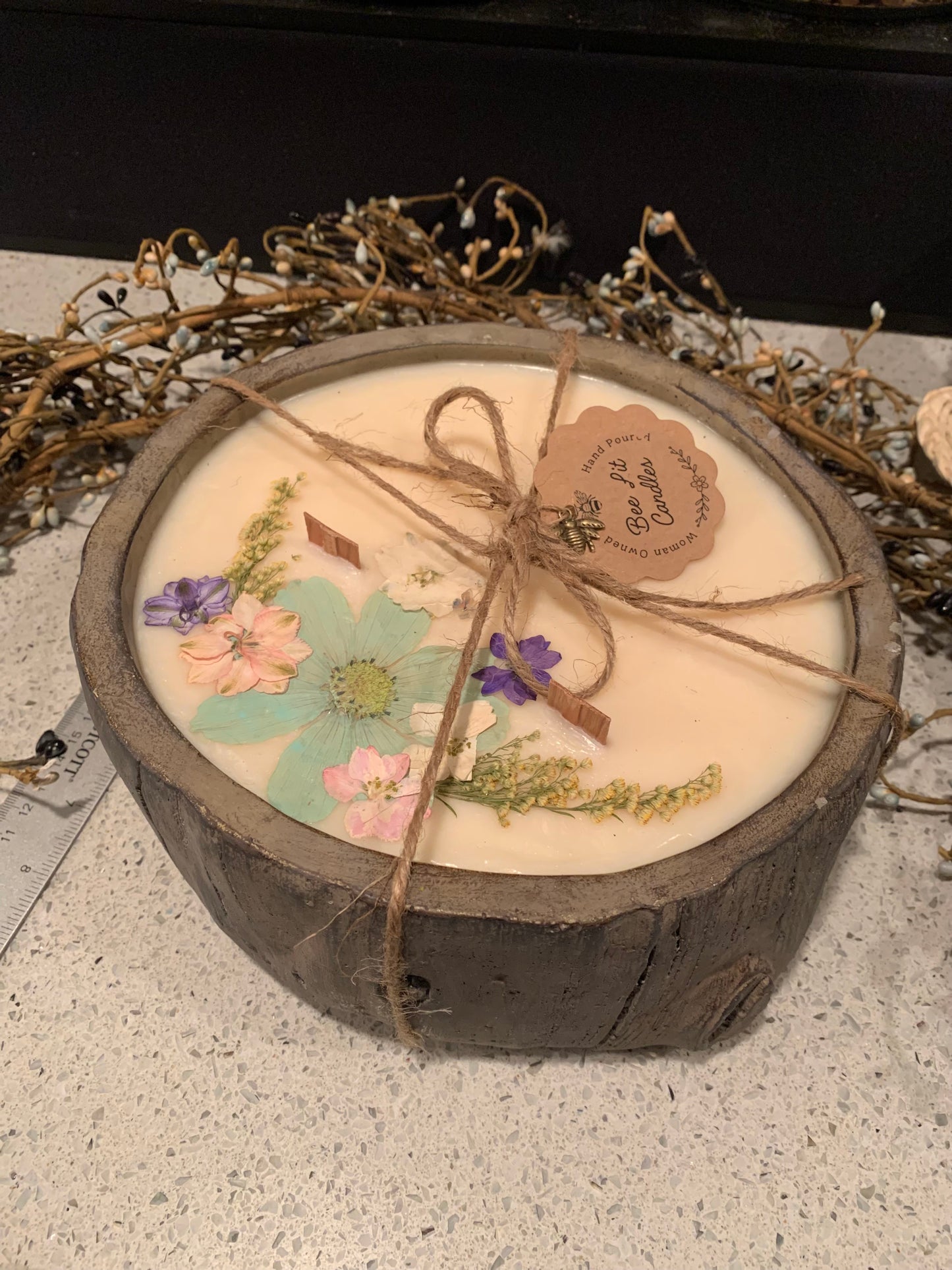 Apple Cinnamon Cement Log Style Candle 68oz