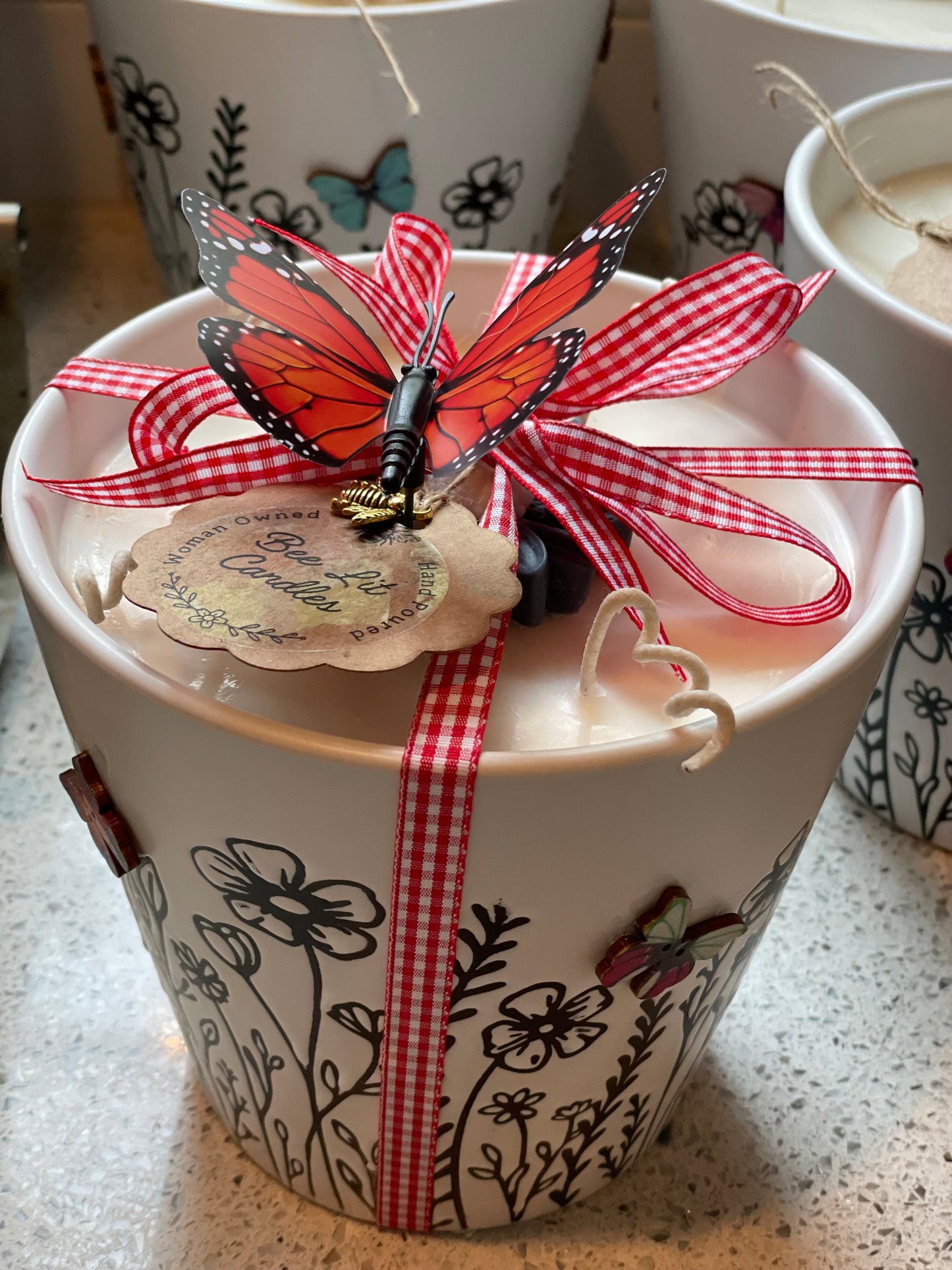 Mahogany Apple Wildflower Candle 40oz