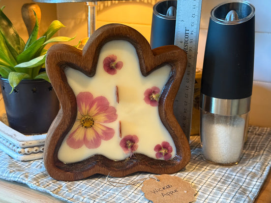 Wicked Apple Ghost Wood Bowl Candle (mauve flowers)