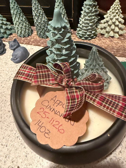 Apple Cinnamon Black Candle