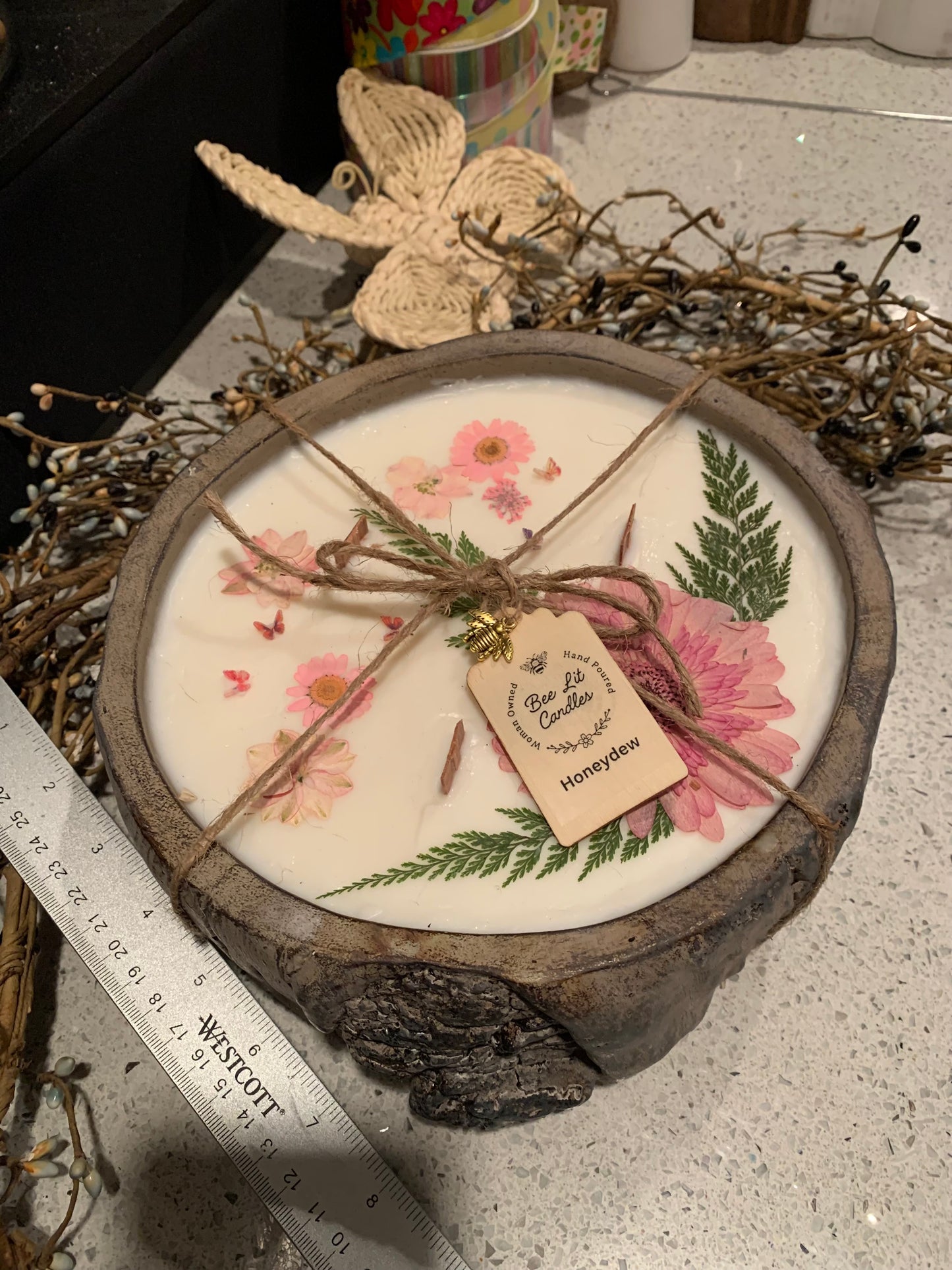 Honeydew Cement Log Style Candle 68oz