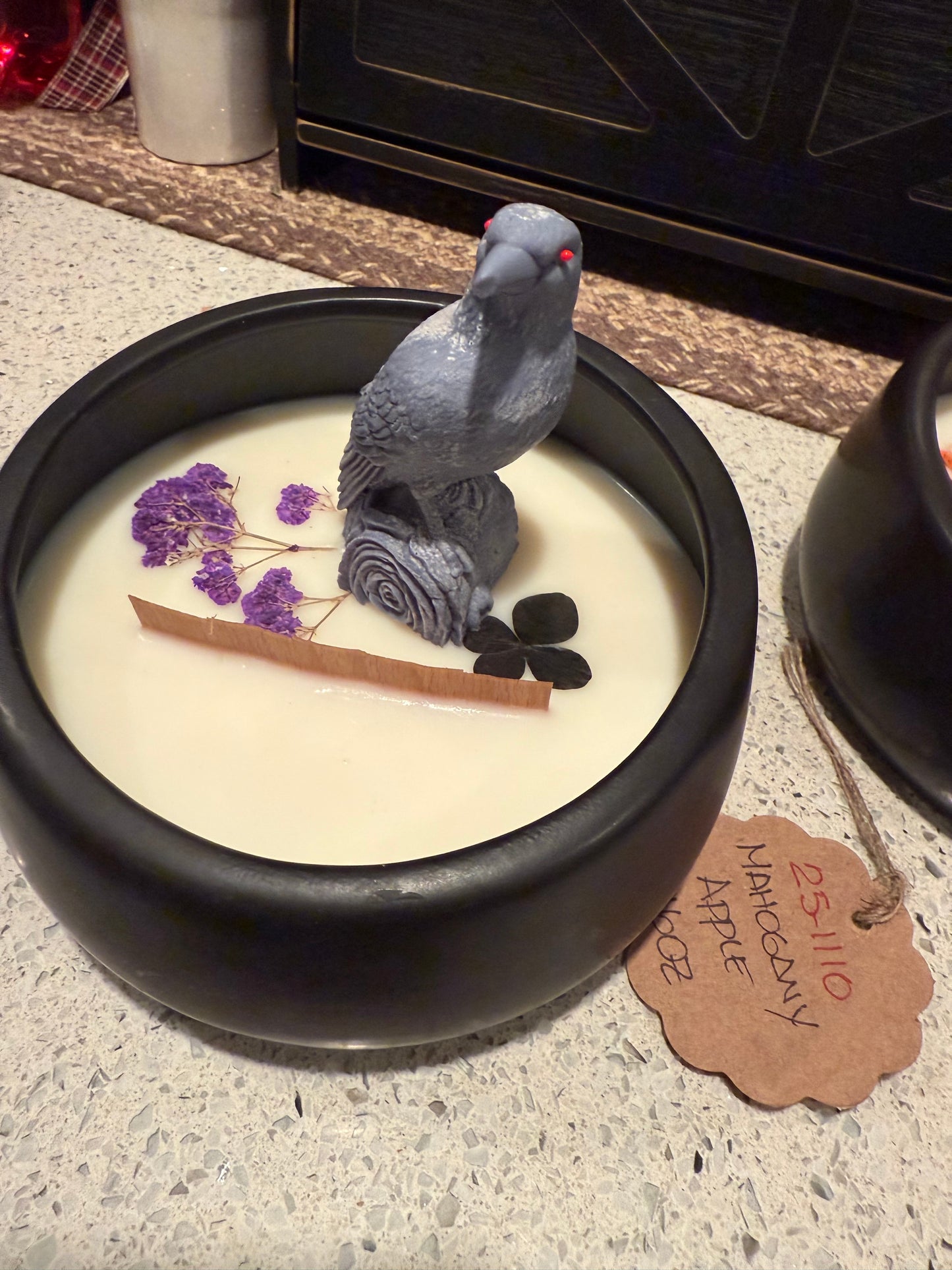 Mahogany Apple Black Candle w/raven