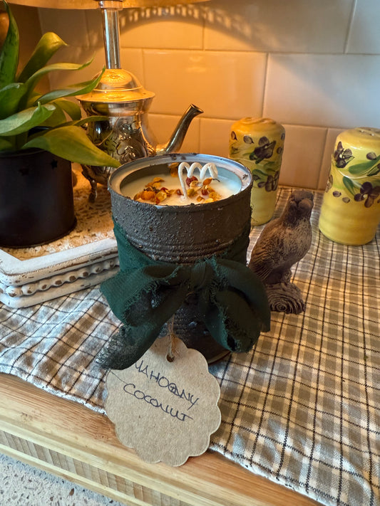 Mahogany Coconut CANdle Green 12oz