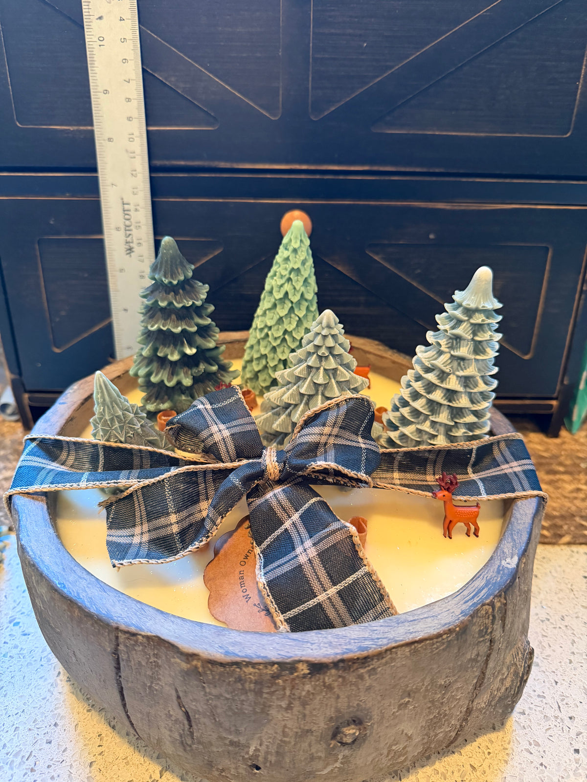 Berries in the Snow Cement Log Style Candle